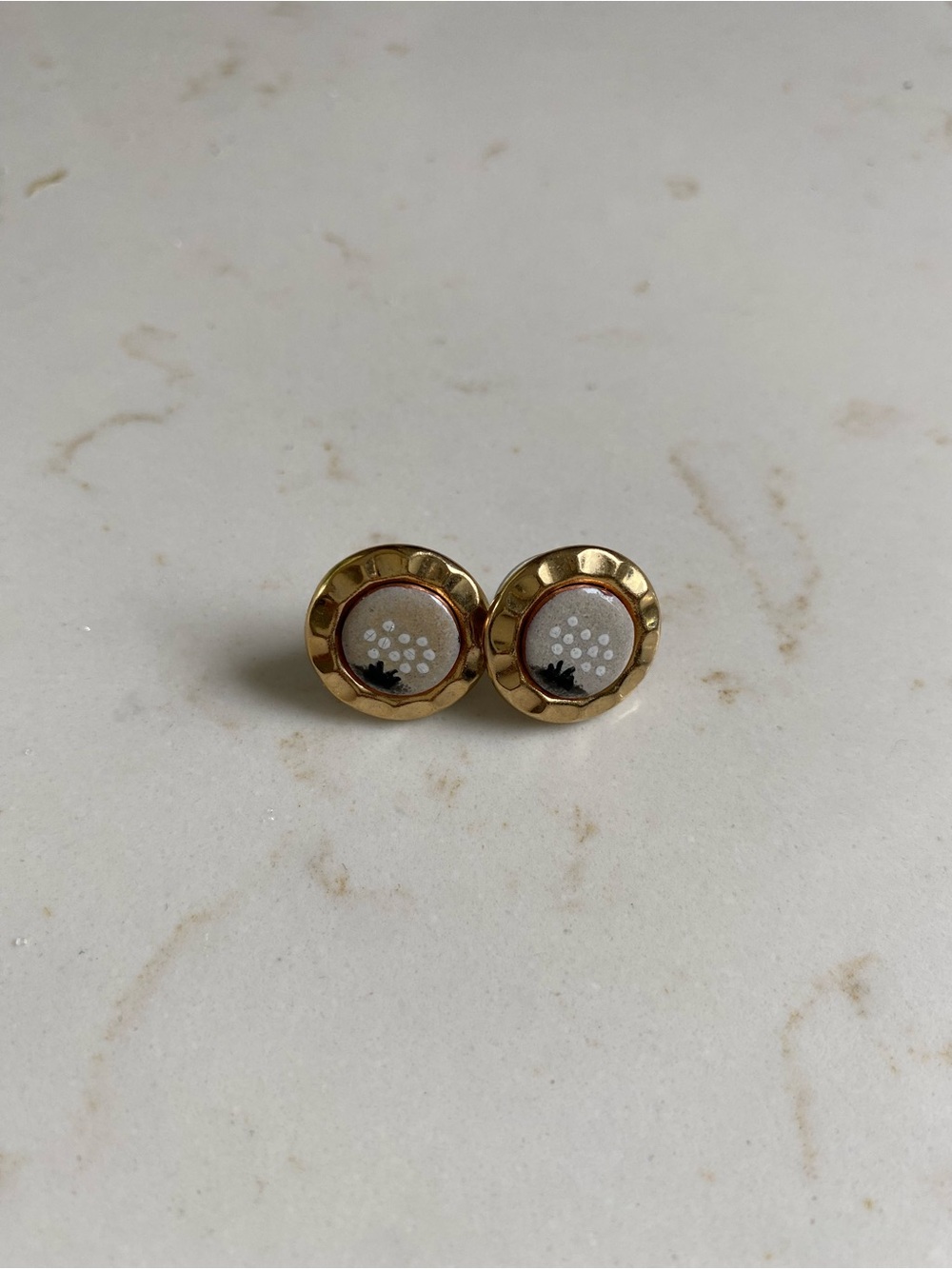 Earrings gold vintage